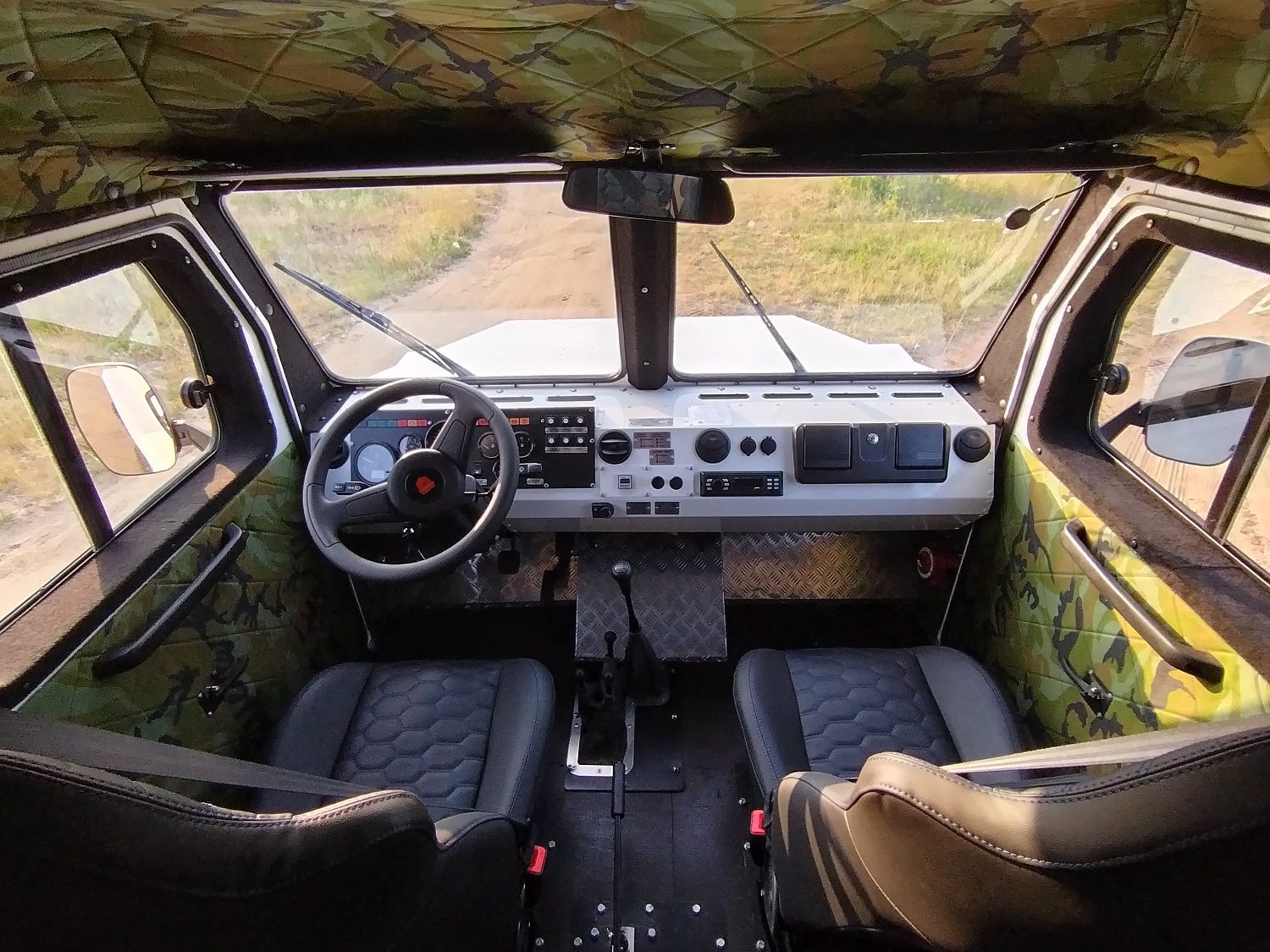СТМ-399613 — 8 мест