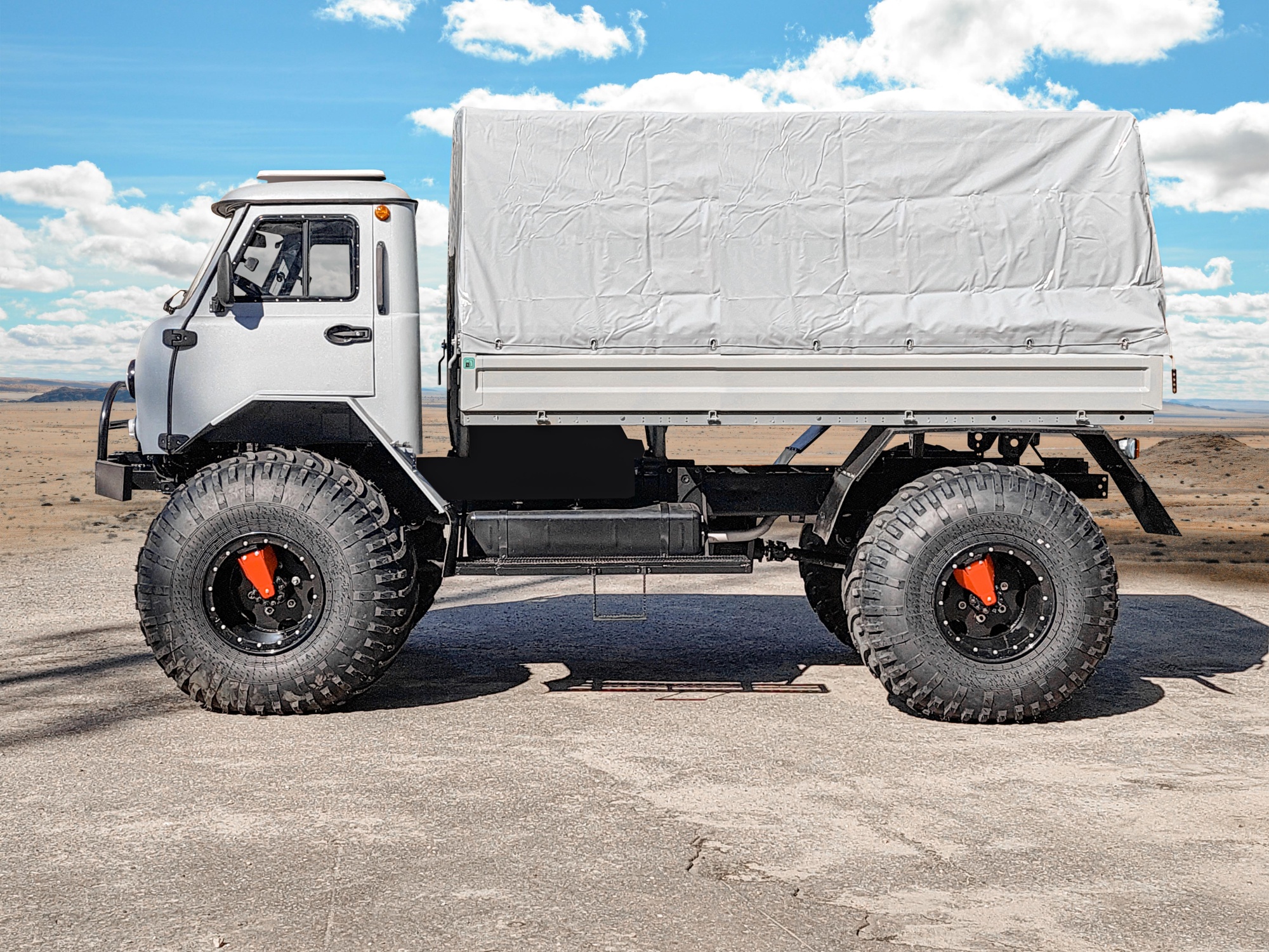 СТМ-39934 «Бортовой» — 2 места, 1680 кг