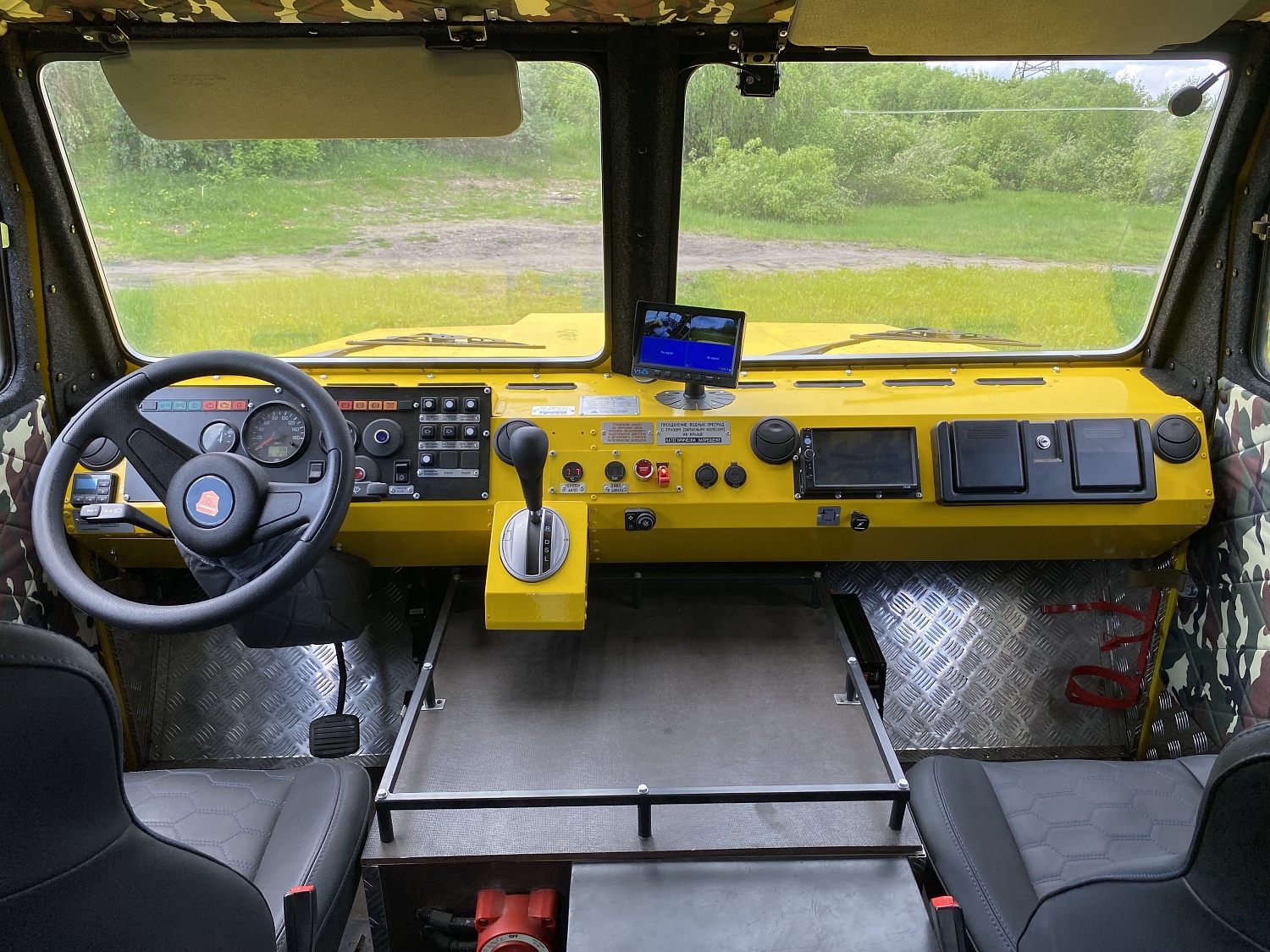 СТМ-3993 — 6 мест, 600 кг