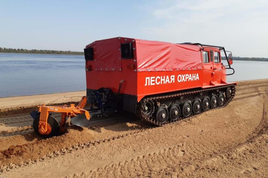СТМ-1993.51 с плугом ПДП-1,2 и пож. оборудованием