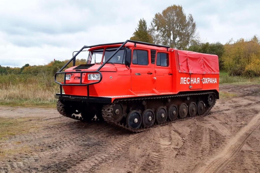 СТМ-1993.51 с плугом ПДП-1,2 и пож. оборудованием