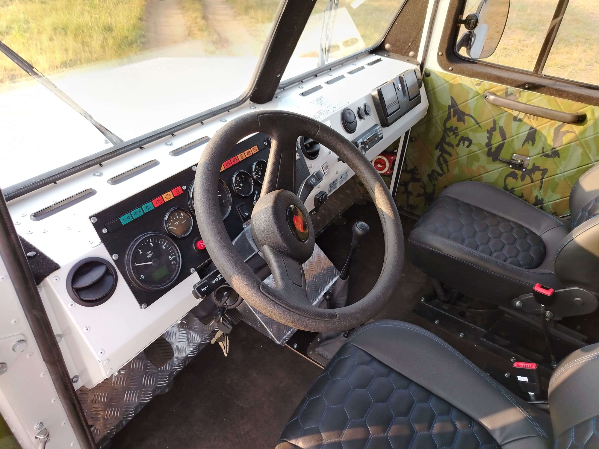 СТМ-399303 — 8 мест, 1000 кг